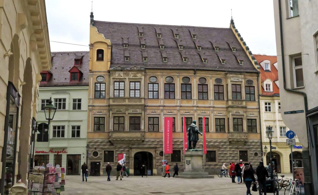 Augsburger Museen bieten Wochenprogramm mit Zeichenkurs und barrierefreien Führungen Augsburger Museen bieten Wochenprogramm mit Zeichenkurs und barrierefreien Führungen