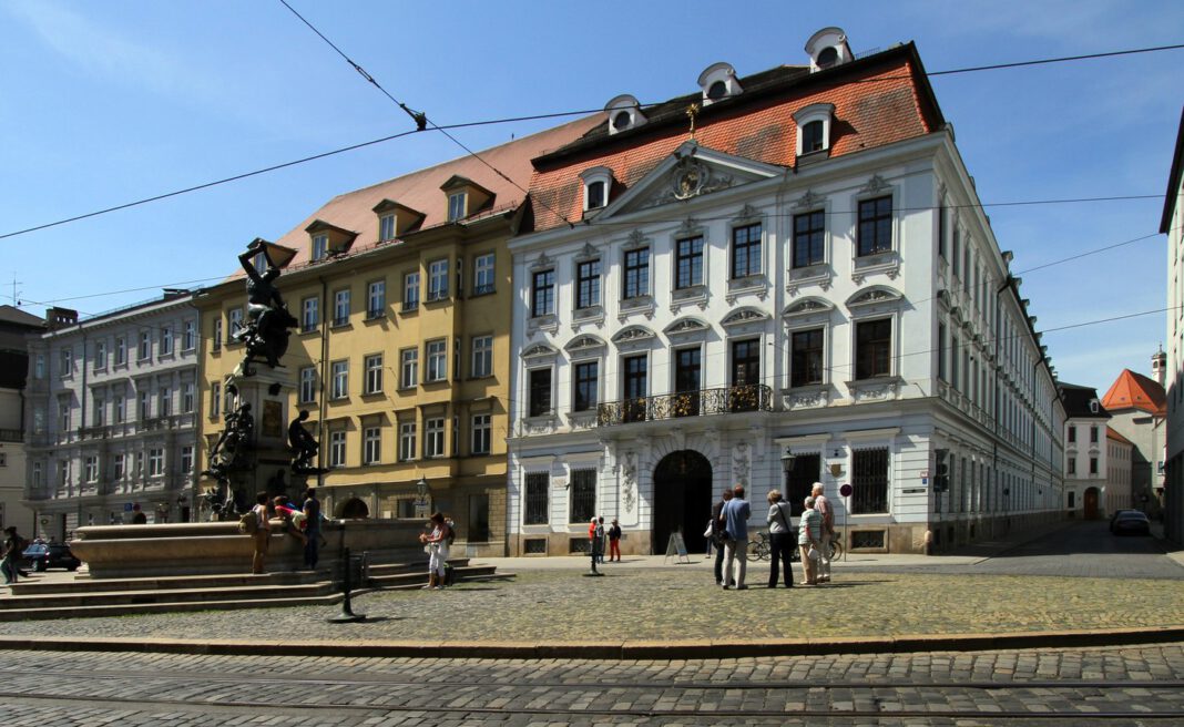 Goya und Dalí im künstlerischen Dialog: Ausstellung im Schaezlerpalais bis 22. Februar 2026 verlängert