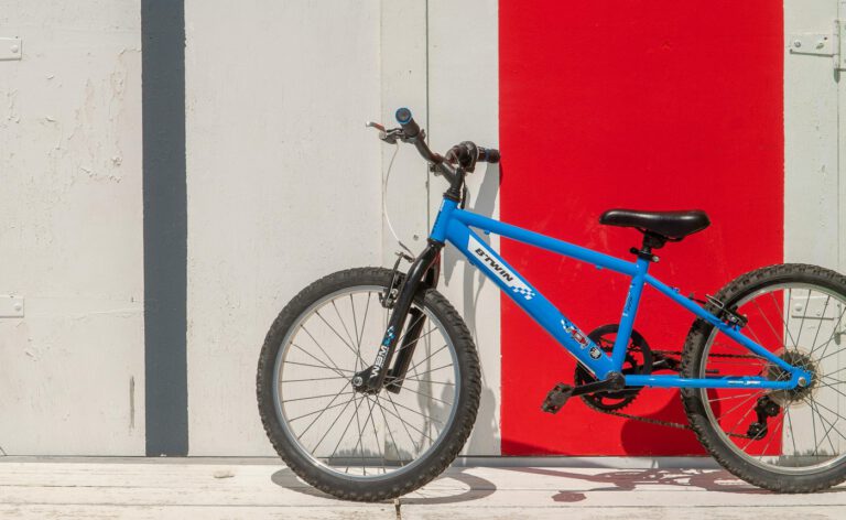 Mehr Fahrradverkehr, mehr Unfälle: Ingolstadt erklärt Regeln für Radwege und Fußgängerzonen