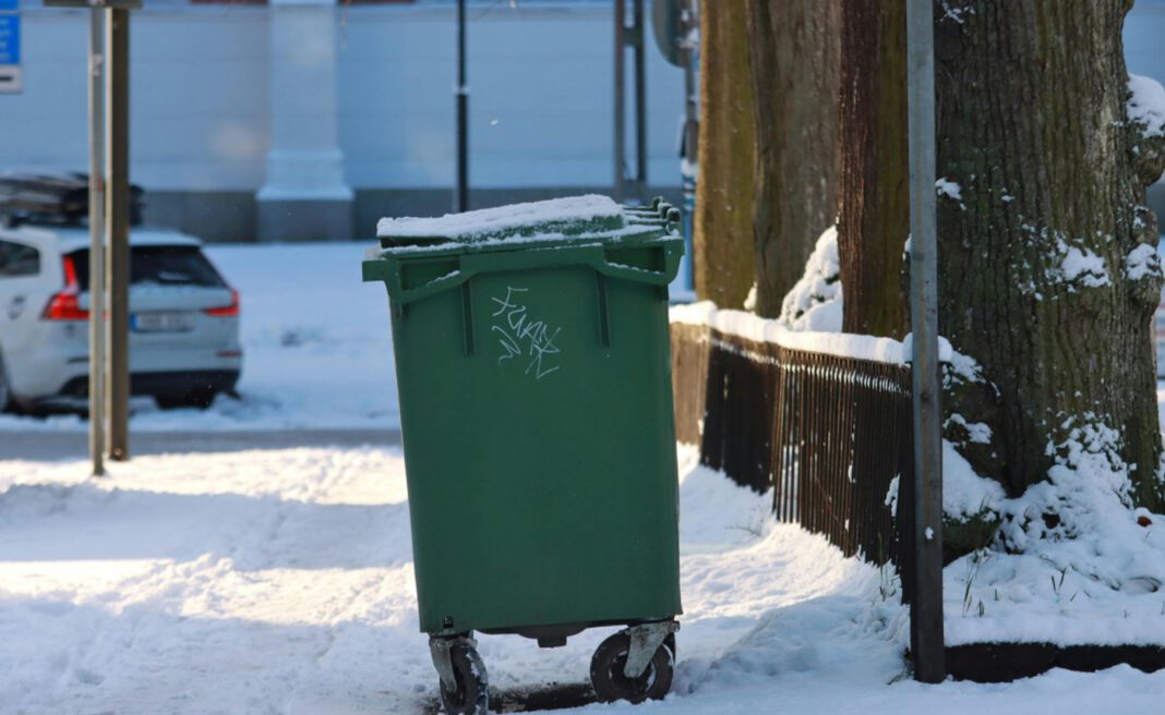 Regensburg: Leerungen von Biotonnen und Papiertonnen verzögern sich wegen Personalausfall und Fahrzeugproblemen