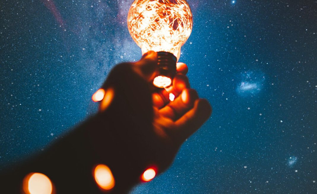 Regensburg sucht Art Mediator für zweites Lichtkunstfestival RE.LIGHT im März 2026