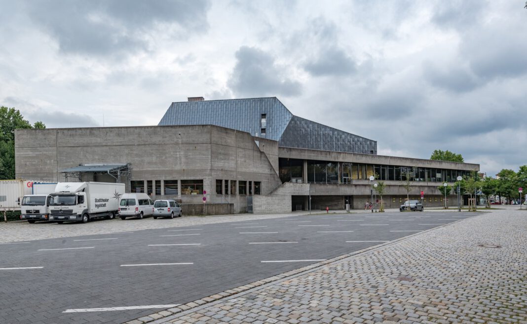 Seniorenweihnacht in Ingolstadt zieht mehr als 700 Besucherinnen und Besucher an